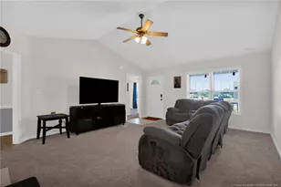 3698 Pioneer Dr, Hope Mills, NC 28348 - Photo 8