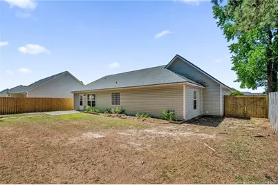 3698 Pioneer Drive, Hope Mills, NC 28348 - Photo 2
