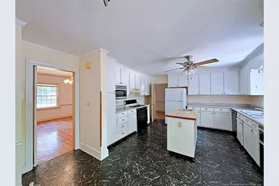 121 Magnolia Avenue, Fayetteville, NC 28305 - Photo 8