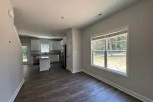 390 Summerhill Rd, Fayetteville, NC 28303 - Photo 8