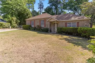 5466 Maplewood Ct, Fayetteville, NC 28314 - Photo 2