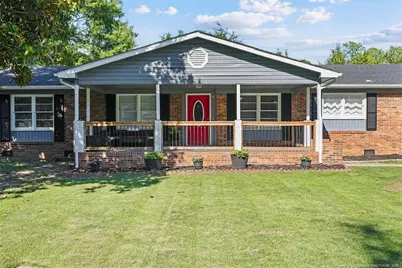 1125 Thornwood Place, Fayetteville, NC 28304 - Photo 2