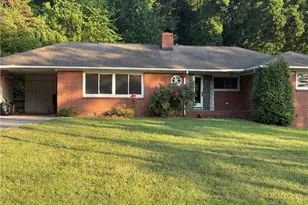 7105 Park Ln W, Charlotte, NC 28214 - Photo 2