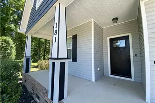 181 Fairfax Dr, Sanford, NC 27332 - Photo 2