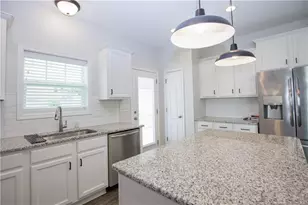 1721 Stackhouse Dr, Fayetteville, NC 28314 - Photo 10