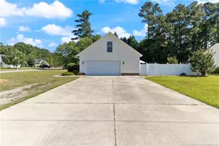 629 Tulip Ct, Stedman, NC 28391 - Photo 4