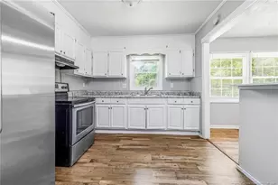 5467 Lazybrook Ct, Fayetteville, NC 28314 - Photo 10