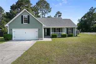 102 Winterfield Dr, Raeford, NC 28376 - Photo 2