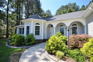2174 Cora Dr, Hope Mills, NC 28348 - Photo 2