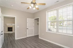 4020 Bardstown Ct, Fayetteville, NC 28304 - Photo 10