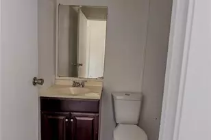 898 Brisson Rd, Saint Pauls, NC 28384 - Photo 10