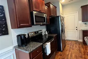 233 Fairfax Dr, Sanford, NC 27332 - Photo 4