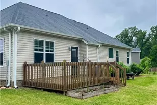 233 Fairfax Dr, Sanford, NC 27332 - Photo 16