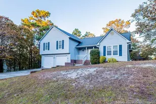 648 Lakeridge Dr, Cameron, NC 28326 - Photo 2
