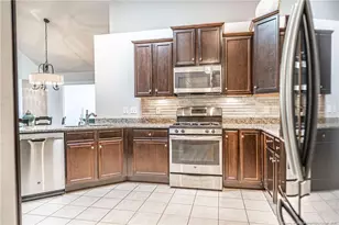 107 W Chelsea Ct, Southern Pines, NC 28387 - Photo 8
