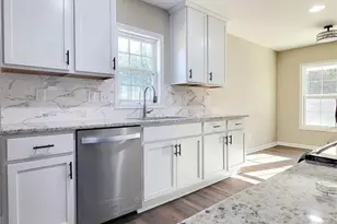973 Martin Rd, Saint Pauls, NC 28384 - Photo 4