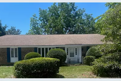 425 Dunmore Road, Fayetteville, NC 28303 - Photo 2