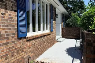 425 Dunmore Rd, Fayetteville, NC 28303 - Photo 2