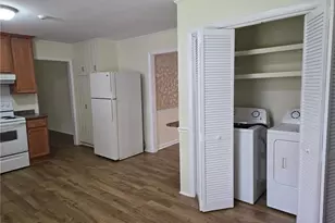425 Dunmore Rd, Fayetteville, NC 28303 - Photo 10