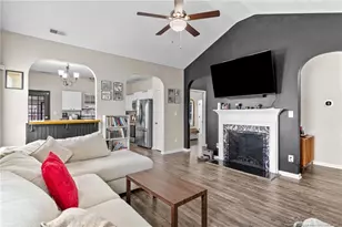 695 Broad Dr, Raeford, NC 28376 - Photo 8