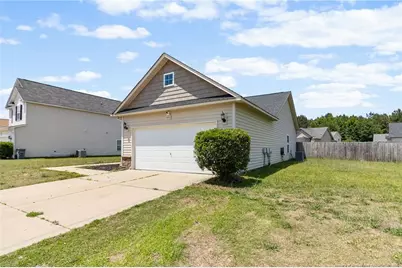 695 Broad Drive, Raeford, NC 28376 - Photo 4