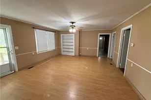 1123 Merkle Ln, Clinton, NC 28328 - Photo 2