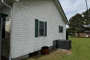 1123 Merkle Ln, Clinton, NC 28328 - Photo 26