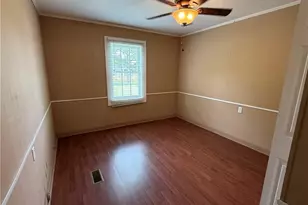 1123 Merkle Ln, Clinton, NC 28328 - Photo 14