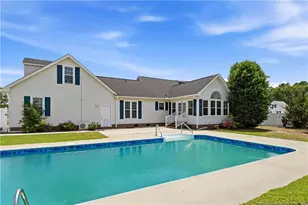 44 Oak Hill Dr, Dunn, NC 28334 - Photo 4