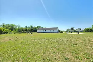 550 Thomas Dr, Raeford, NC 28376 - Photo 2