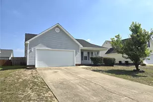 1478 Oldstead Dr, Fayetteville, NC 28306 - Photo 2