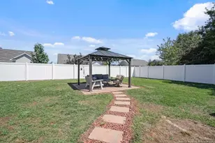 5952 Blue Sky Ln, Hope Mills, NC 28348 - Photo 38