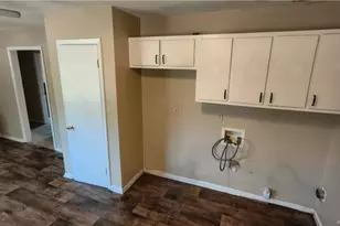 311 Glen Canyon Dr, Fayetteville, NC 28303 - Photo 18