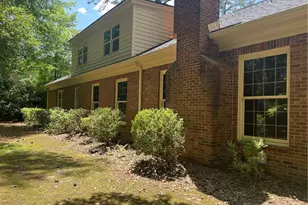 10 Trinity Dr, Lumberton, NC 28358 - Photo 2