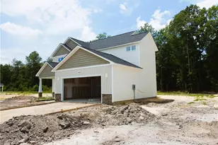 4828 Danastas Ave, Hope Mills, NC 28348 - Photo 2