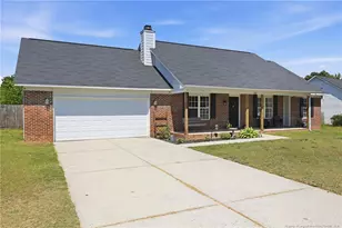 162 Belle Chase Dr, Raeford, NC 28376 - Photo 2