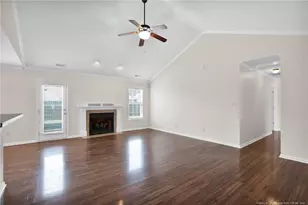 1421 Avoncroft Dr, Fayetteville, NC 28306 - Photo 8
