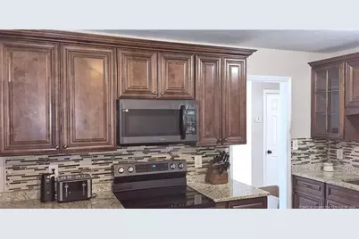 1922 Sloan Avenue, Fayetteville, NC 28312 - Photo 8