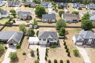 109 Canyon Ct, Sanford, NC 27332 - Photo 2