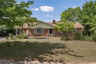 605 Dandridge Dr, Fayetteville, NC 28303 - Photo 1