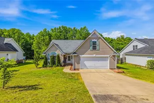 7736 Redwood Ave, Fayetteville, NC 28314 - Photo 2