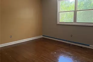 1404 Valencia Dr, Fayetteville, NC 28303 - Photo 8