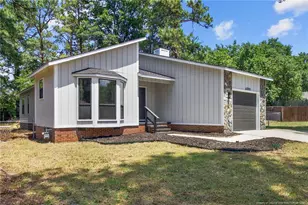 6700 Sandfield Ct, Fayetteville, NC 28304 - Photo 2