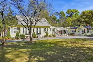 745 N May St, Southern Pines, NC 28387 - Photo 2