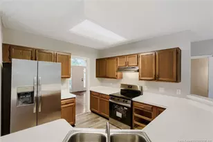 101 Dovershire Ct, Cary, NC 27513 - Photo 14