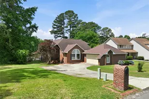 621 Georgetown Cir, Fayetteville, NC 28314 - Photo 2