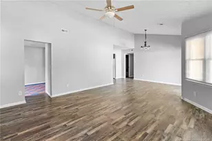 1945 Wordsworth Dr, Fayetteville, NC 28304 - Photo 12