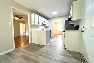 715 Ashburton Dr, Fayetteville, NC 28301 - Photo 6
