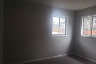 1939 Ashton Rd, Fayetteville, NC 28304 - Photo 8