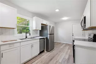 217 Teague St, Fayetteville, NC 28306 - Photo 8
